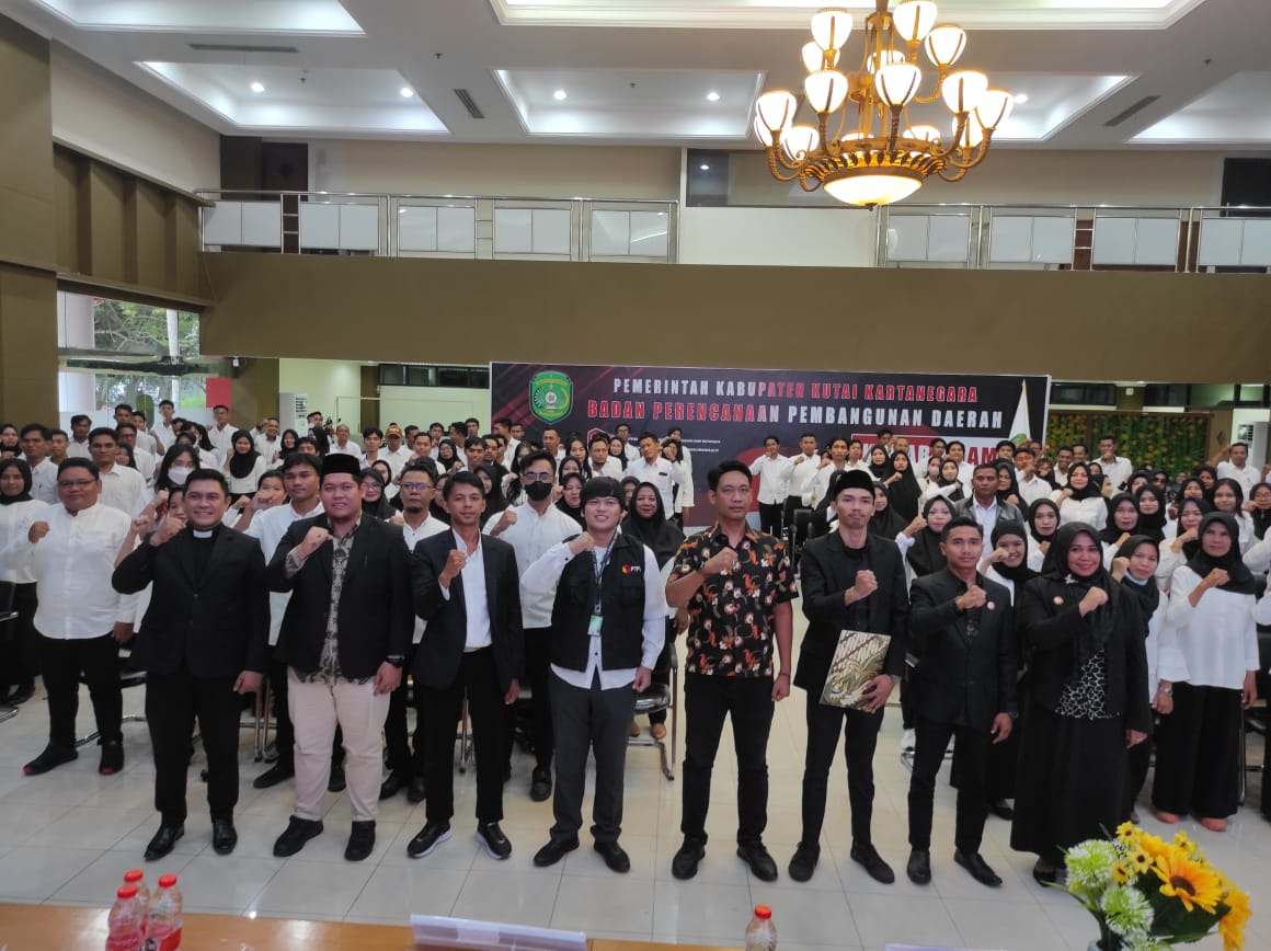 Bawaslu Kukar Resmi Lantik Pengawas TPS se-Kabupaten Kutai Kartanegara