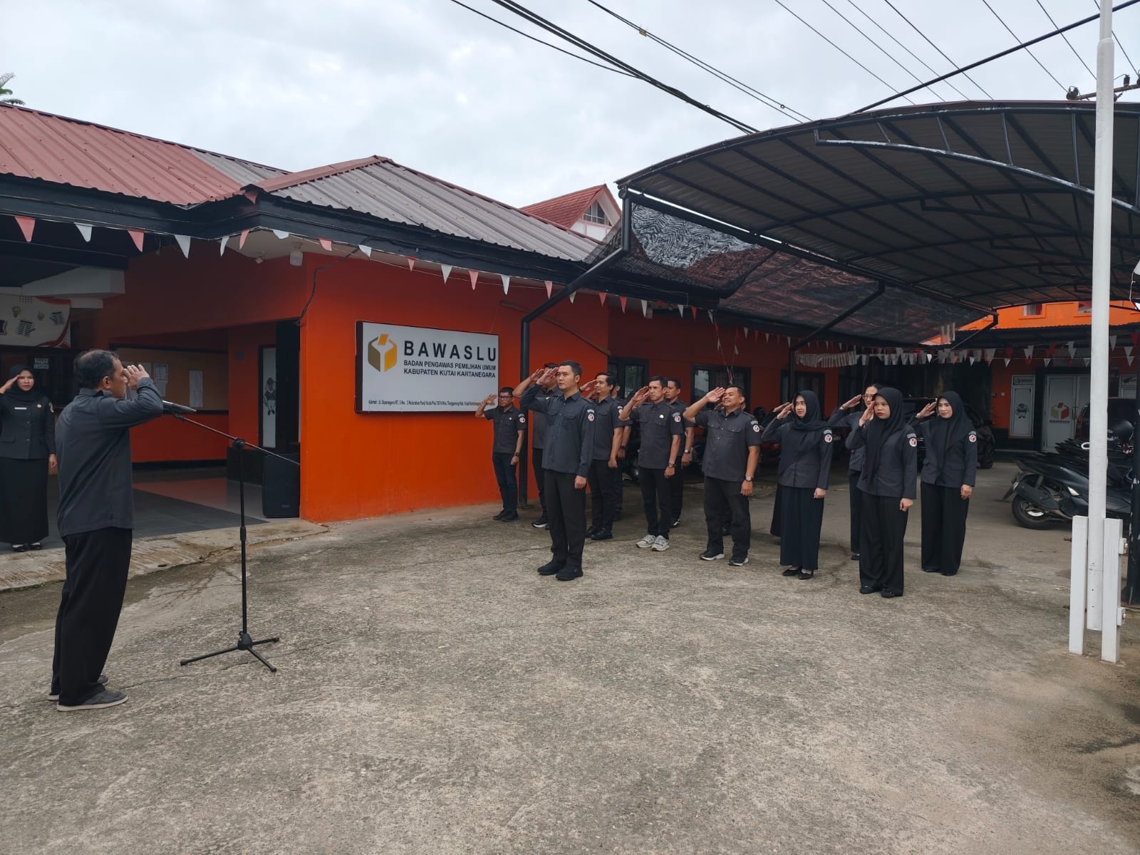 Apel pagi
