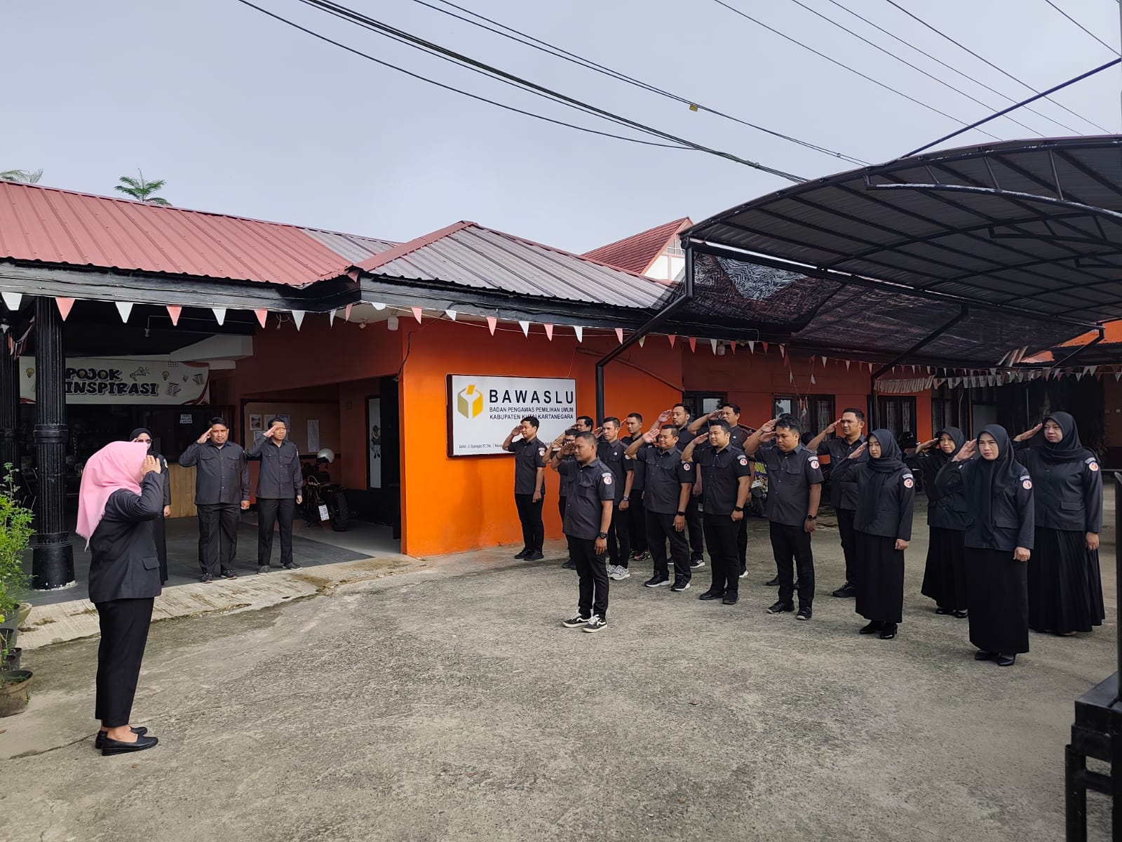Apel pagi
