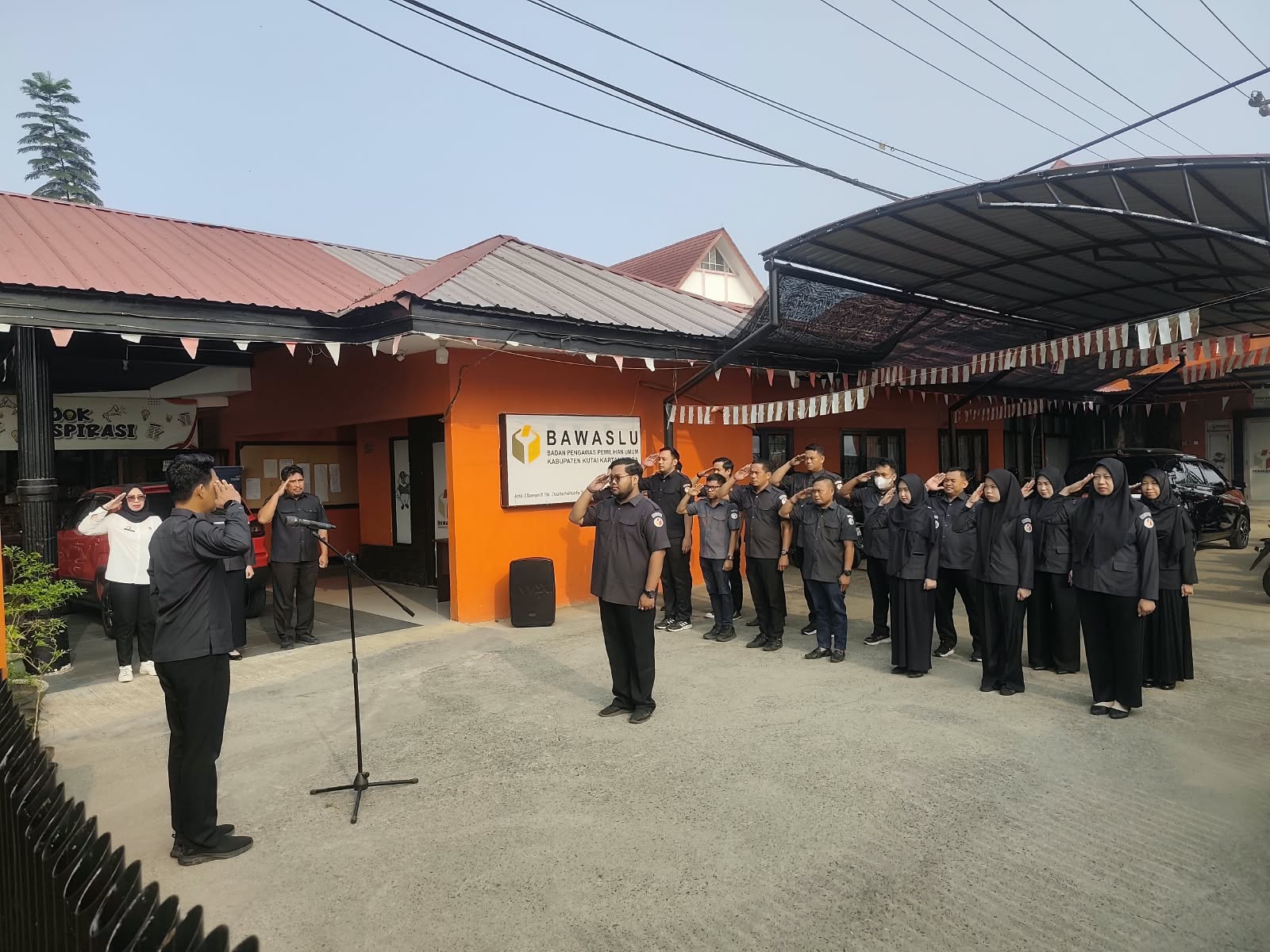 Apel Pagi Senin 12/10/2026