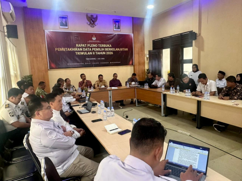 Foto Pleno II KPU PDPB