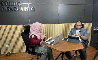 Bawaslu Kutai Kartanegara Bahas Netralitas ASN di Podcast "Sudut Pandang" Diskominfo Kukar